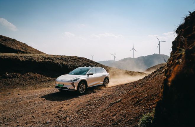 被世界头部豪华品牌认可智己汽车技术深度终于被看到(图4)