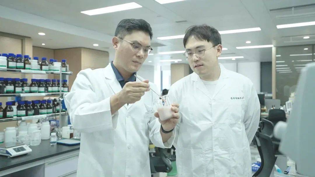 对话科丝美诗：“品牌大厂”的转型(图6)