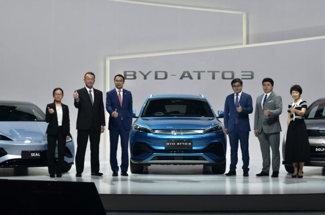 昨天孤独的比亚迪栉风沐雨今天在一起的中国品牌共赴山海(图11)