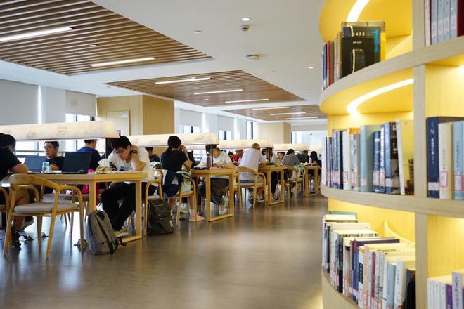 家门口的优质公共文化服务空间 苏州河书房持续扩大品牌声量(图2)