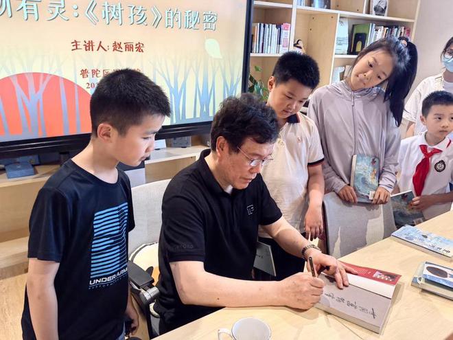 家门口的优质公共文化服务空间 苏州河书房持续扩大品牌声量(图5)