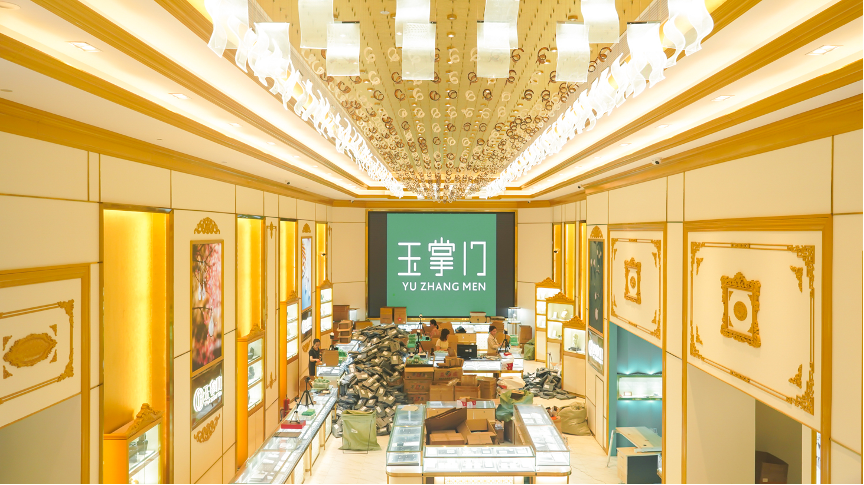 立志传承玉石文化传统珠宝代工企业通过抖音电商打响品牌(图5) 立志传承玉石文化传统珠宝代工企业通过抖音电商打响品牌(图5)