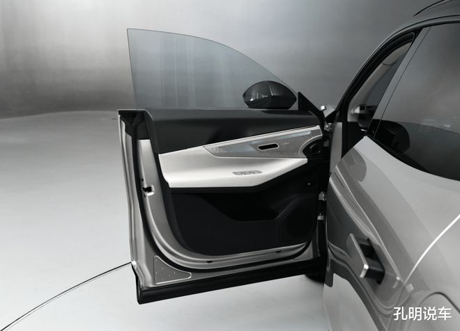 领克08本月将上市入门输出381马力插电混动配无框门(图5)