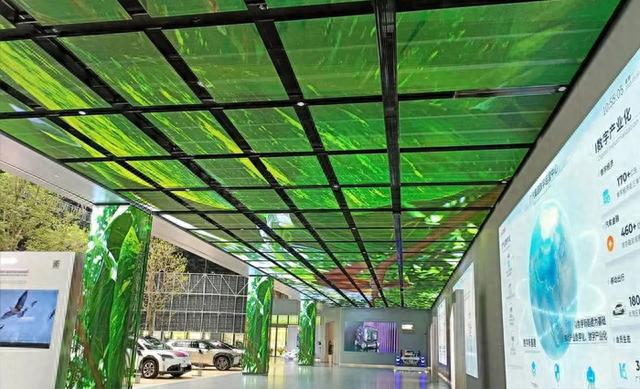 雷曼康硕展1000㎡创意屏闪耀广汽科技馆(图8)