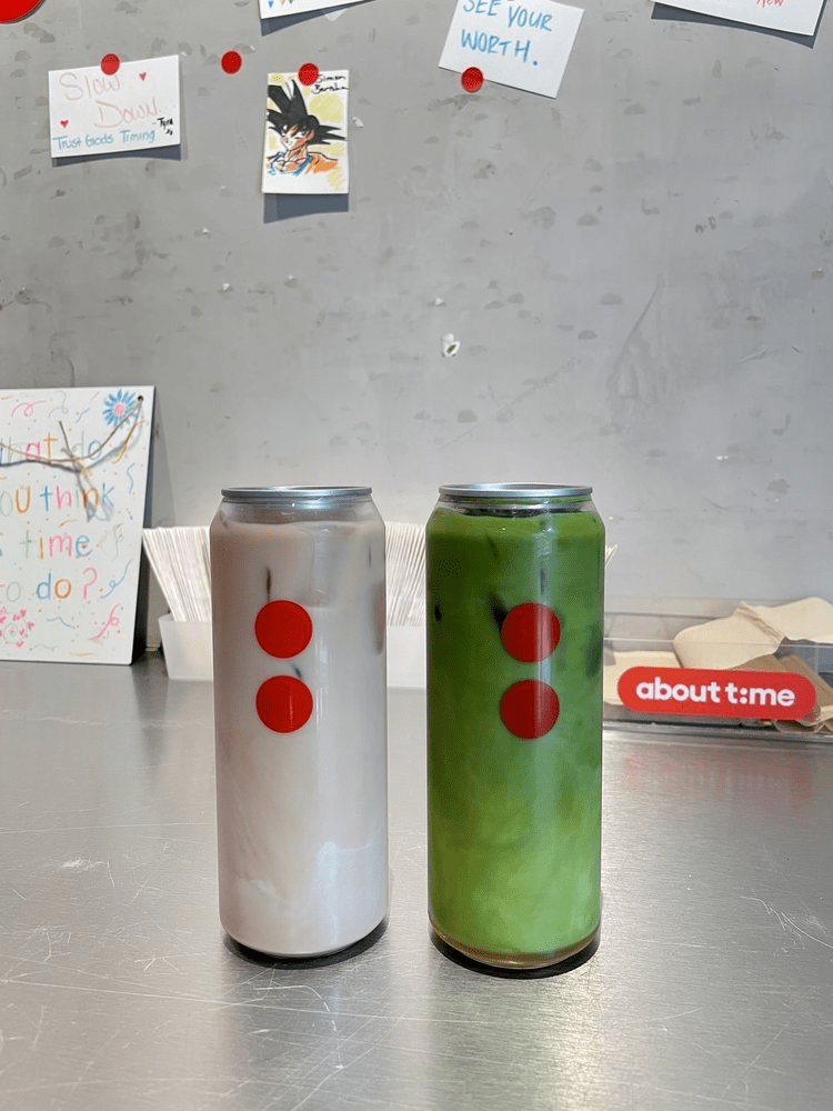 瑞幸们再这么玩下去外国人也离酱香拿铁不远了。(图18) 瑞幸们再这么玩下去外国人也离酱香拿铁不远了。(图18)