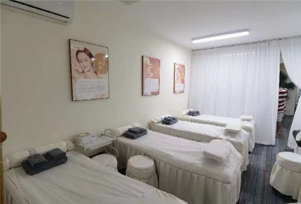 抖音同城品类排行第一 社区按摩品牌新迹象老树发新芽(图2)