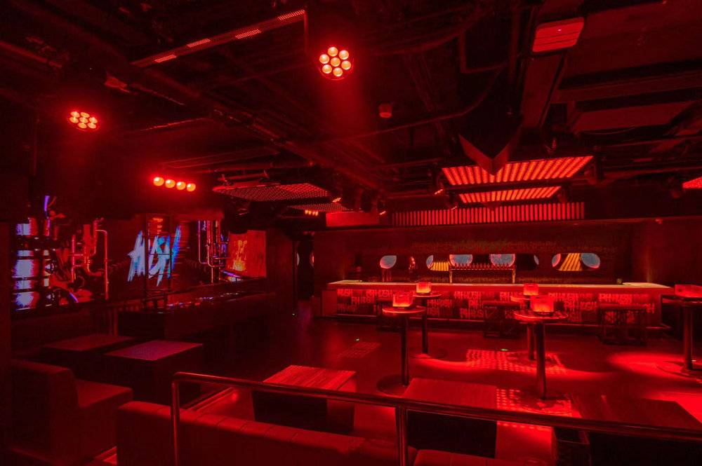 30岁投资人创业将1亿美元砸向夜生活(图2)