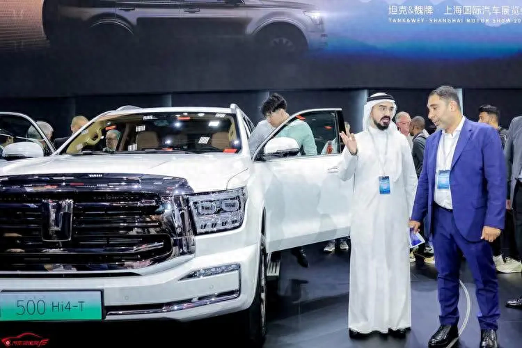 33个月卖出30万辆坦克为何能成中国硬派越野(图6)