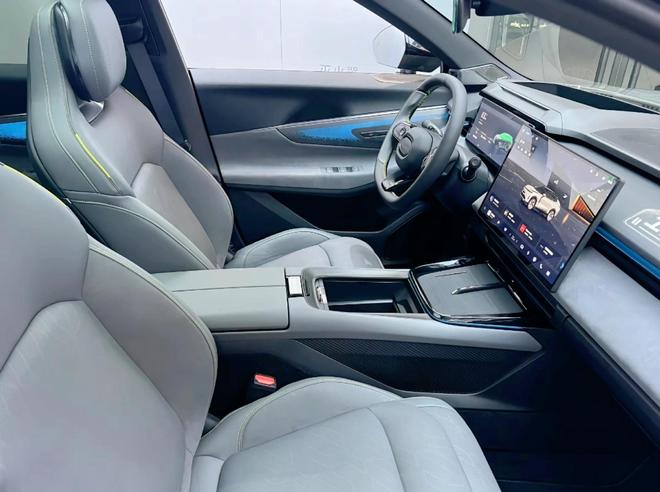 国产又出全新SUV！热度超过大众、丰田输出430马力只要20万起(图5)