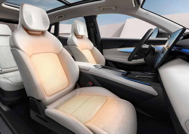 国产又出全新SUV！热度超过大众、丰田输出430马力只要20万起(图6)