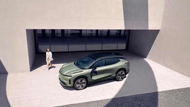 国产又出全新SUV！热度超过大众、丰田输出430马力只要20万起(图13)