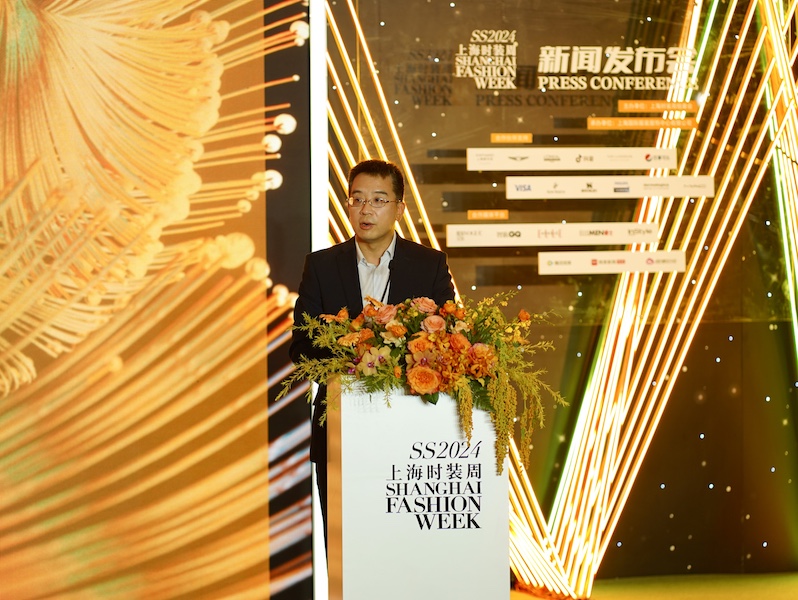 活力互链重塑行业图景:2024春夏上海时装周迈入新征程(图2) 活力互链重塑行业图景:2024春夏上海时装周迈入新征程(图2)