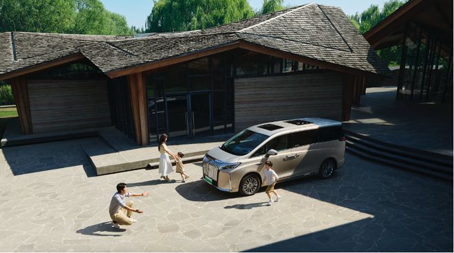 赢在当下把握未来这家车企的长期主义露出峥嵘(图2)