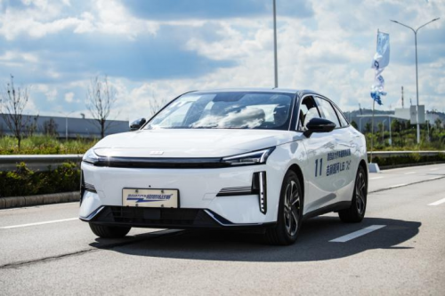 吉利银河L6征战2023混合动力汽车极限挑战赛获双冠同级“优等生”不负众望(图2)
