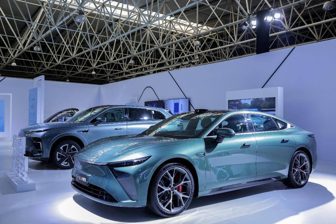 引世界围观 奇瑞尹同跃：擦亮(图5)