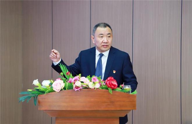 甘肃省招标咨询集团2024年度工作会暨2023年度先进集体、先进工作者和生产者表彰大会召开(图2)