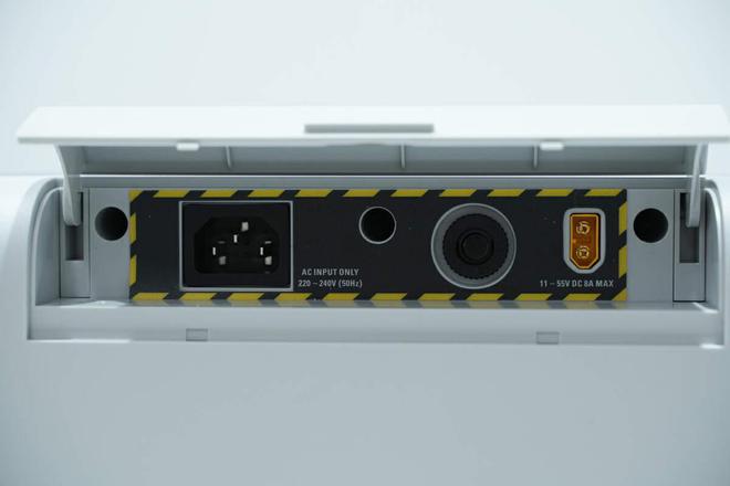峰值输出功率2700WEHOM 1650W便携式户外电源拆解(图10)