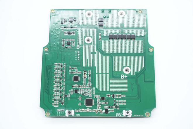 峰值输出功率2700WEHOM 1650W便携式户外电源拆解(图23)