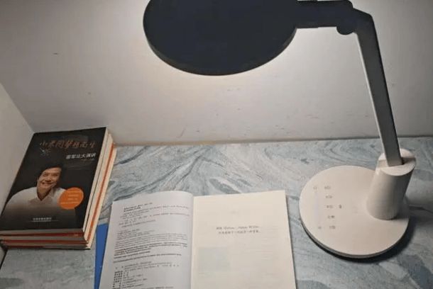 儿童用灯哪个品牌好？专业护眼灯的牌子在线点评！(图8)