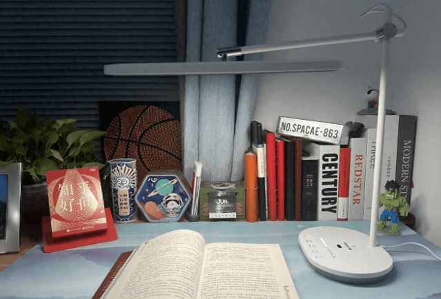 led台灯哪个牌子最好?led台灯选购六大专业技巧分享(图4) led台灯哪个牌子最好?led台灯选购六大专业技巧分享(图4)