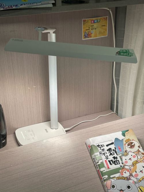 学生护眼台灯哪个牌子最好？几款口碑好、值得推荐的学生护眼台灯(图6)
