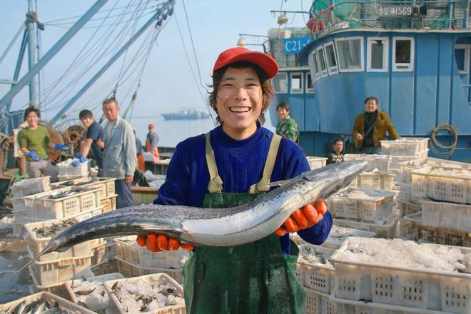 金融活水润泽县域经济｜荣成农商银行：为地方经济发展奋楫前行输出澎湃动能(图3)