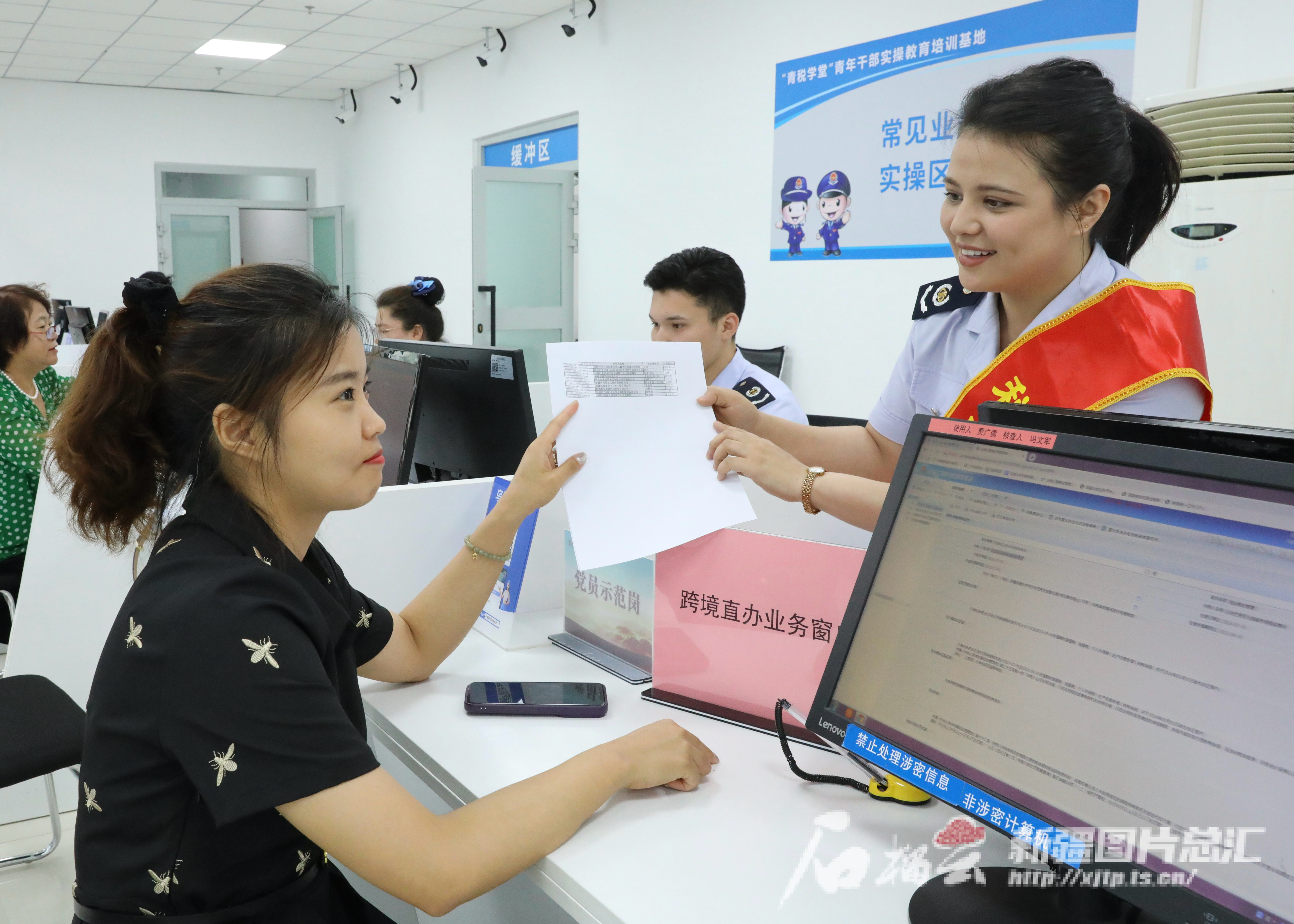 “税路通·新丝路”品牌护航企业“走出去”(图3)