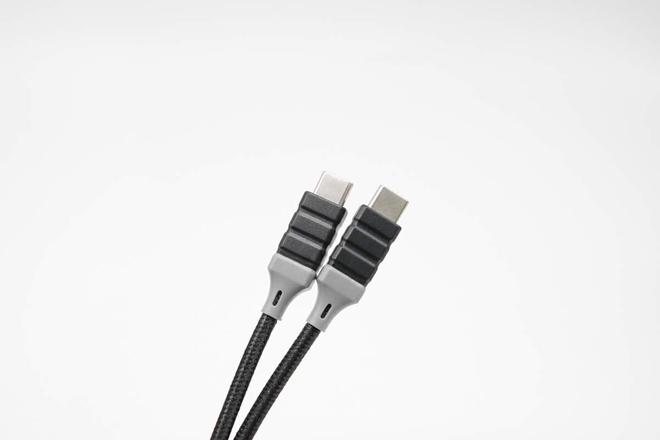 拆解：斯丹德72Wh V口电池VB72(图7)