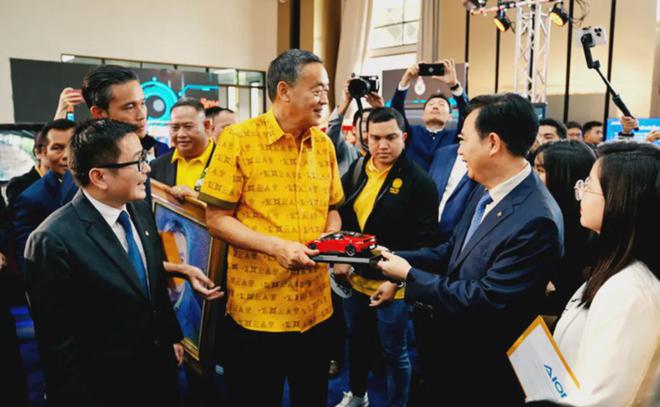 对话古惠南昊铂超跑海外热销！“公开讲文化输出人家很反感”(图4)