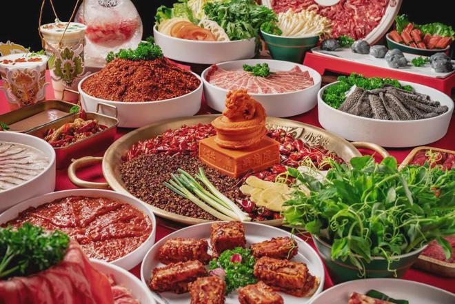 麻辣牛油火锅头部品牌小龙坎再获行业权威认证(图4)